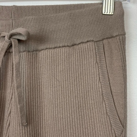 EXPRESS Ribbed Cable Knit High Waisted Jogger Pant with Pockets - Picture 4 of 13